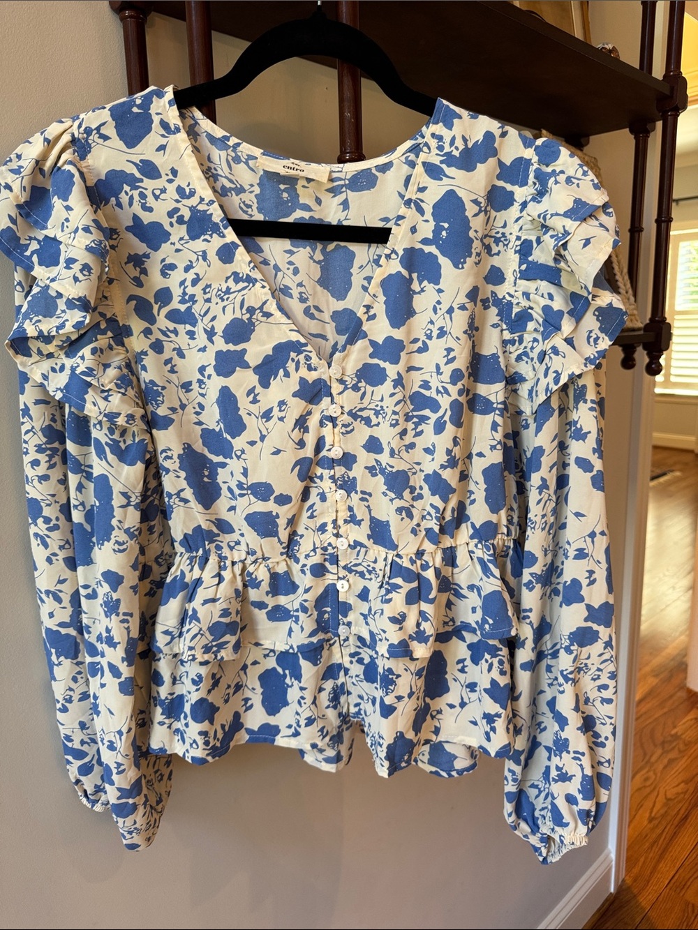 ENTRO Blue Floral Ruffle Peplum Blouse - Women's Top